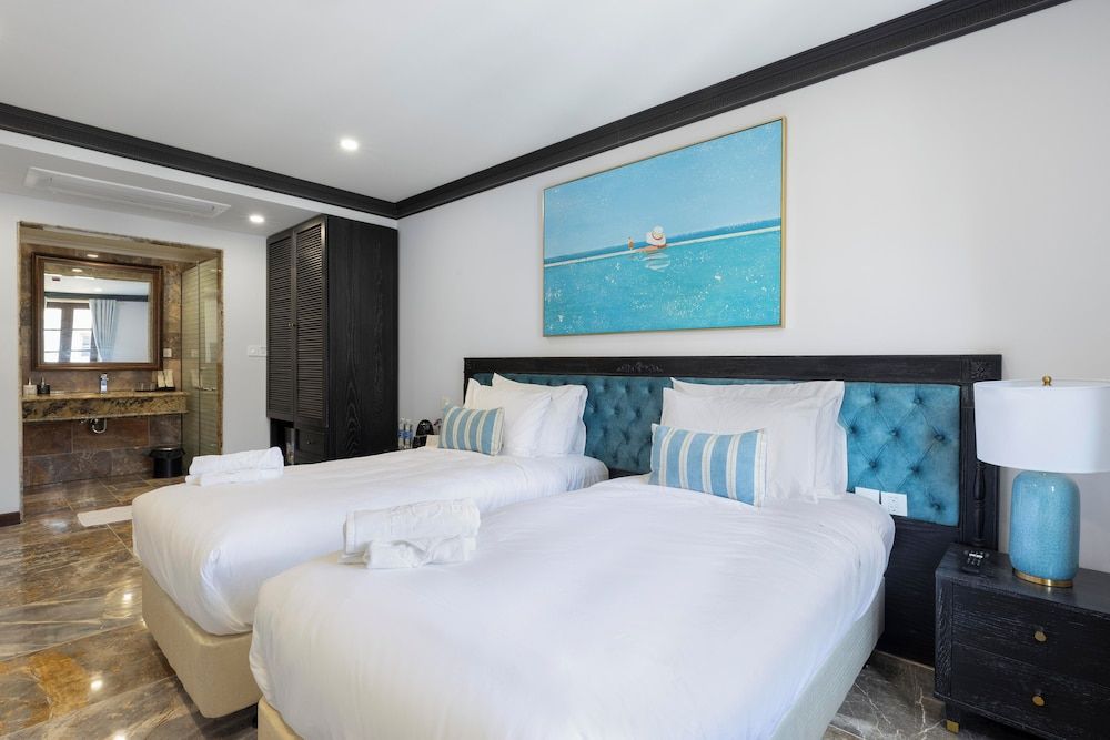 The Room Hotel Sunset Town Superior Double or Twin Room, City View