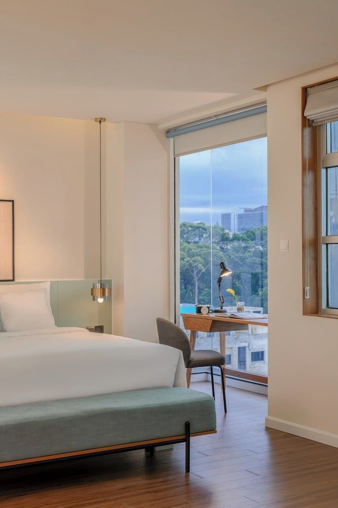 Executive Room, City View