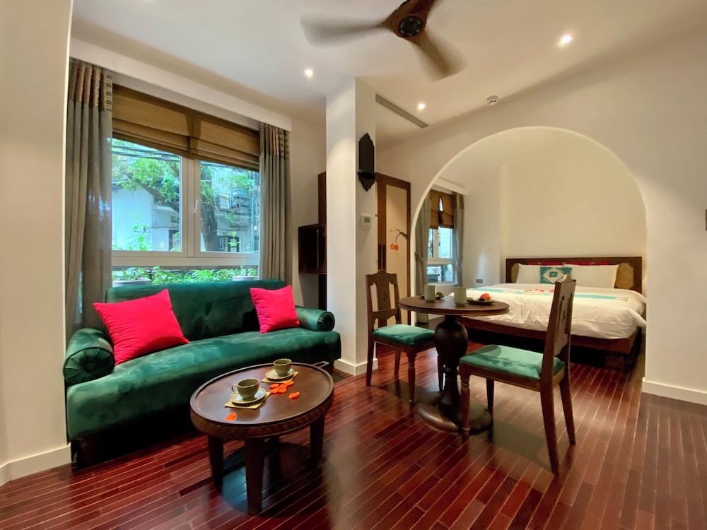 Family Apartment, City View