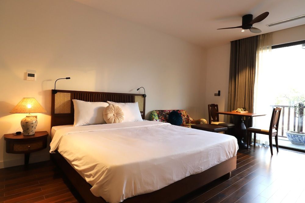 Luxury Apartment, City View