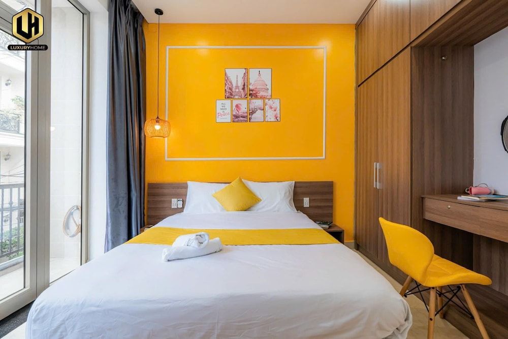 Luxury Room, City View
