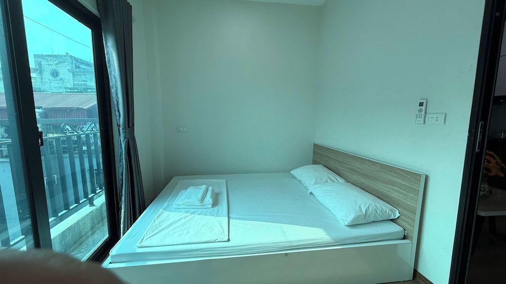 Deluxe Apartment, Balcony, City View
