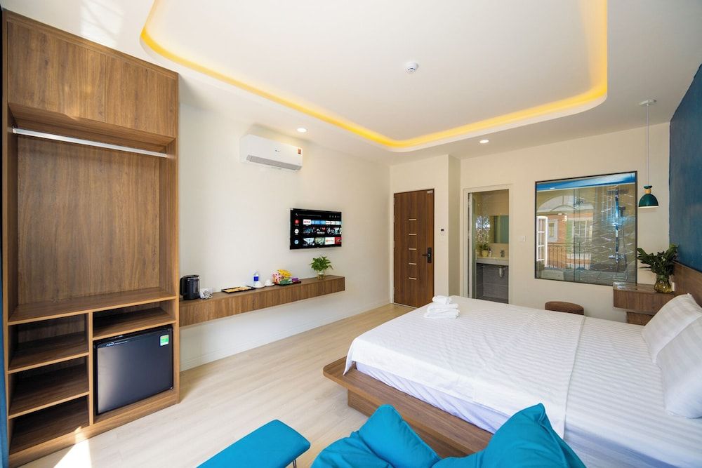 Deluxe Room, Balcony, Bay View