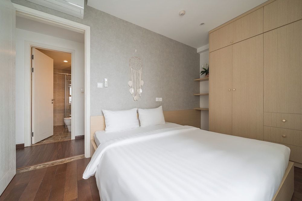 HKG-Vinhomes D'Capitale Relaxation Place Apartment, 2 Bedrooms, Balcony, City View 3