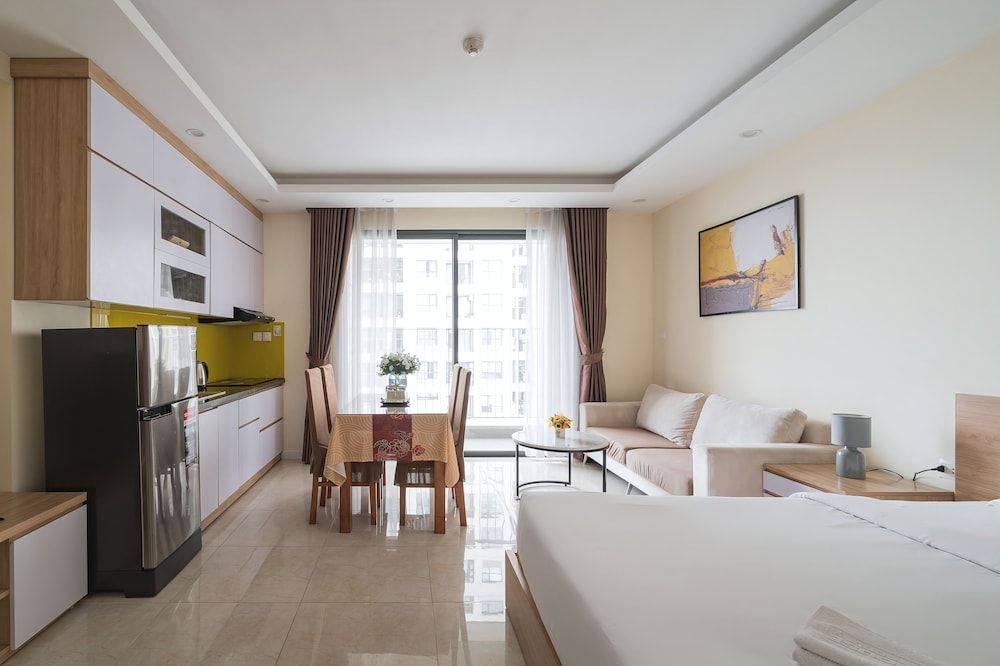 HKG-Vinhomes D'Capitale Relaxation Place Studio, 1 Double Bed, Balcony, City View 7
