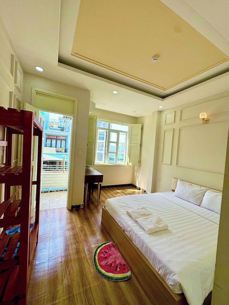 Family Studio, Balcony, City View