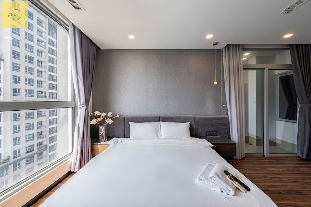 Royal Apartment, 3 Bedrooms, Balcony, City View