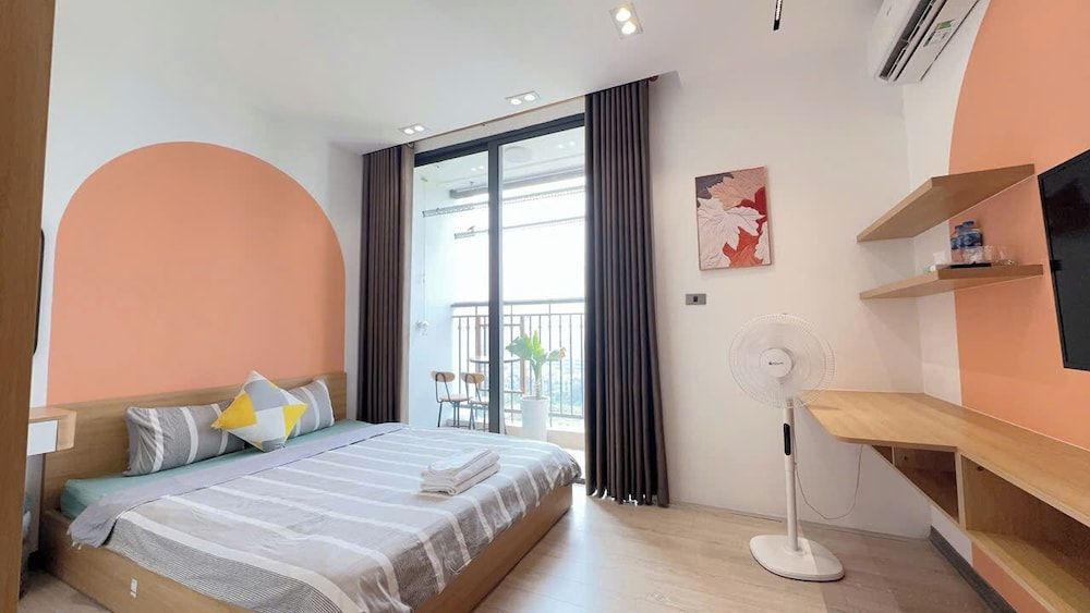 Classic Studio Suite, Balcony, City View