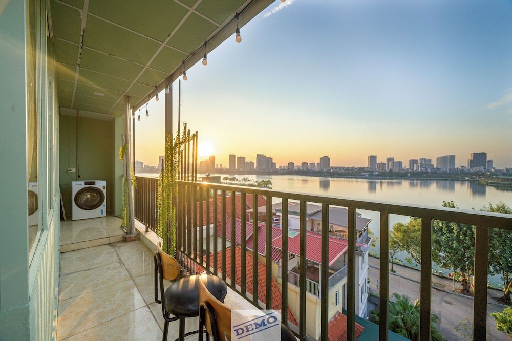 Deluxe Apartment, Lake View