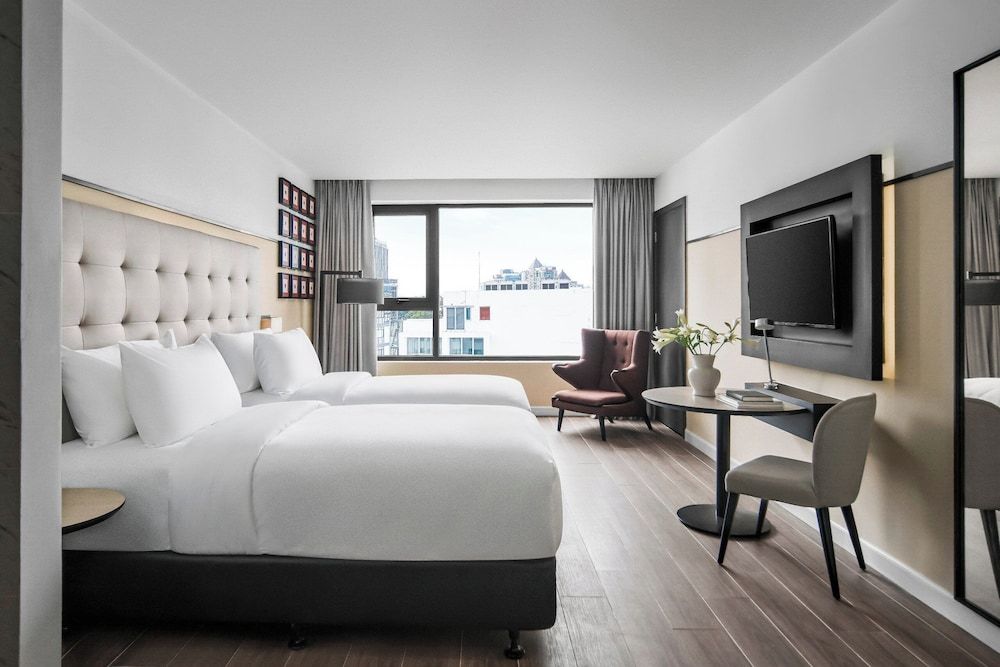 Deluxe Twin Room, City View