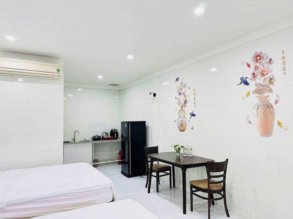 Family Apartment, Courtyard View