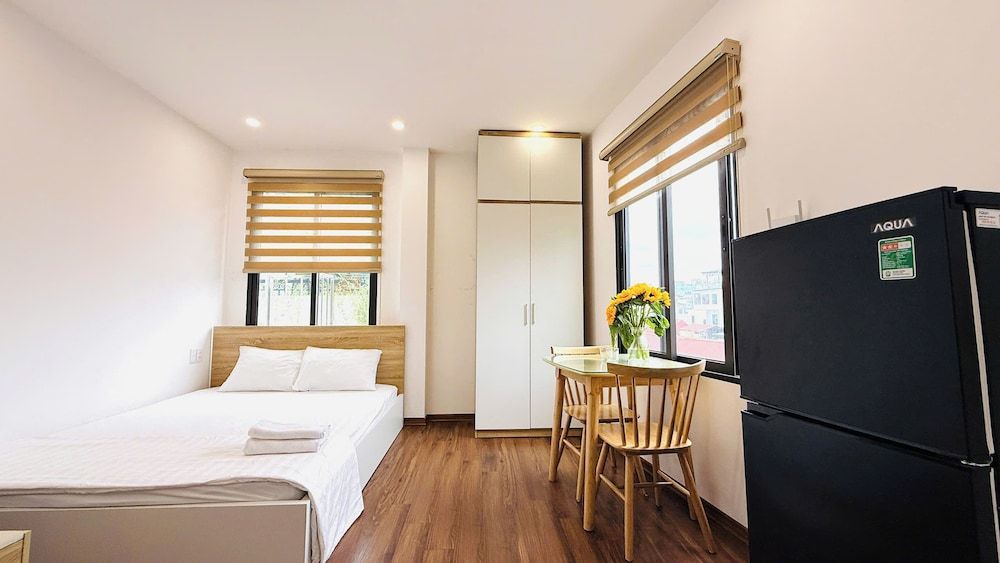 Comfort Room, City View