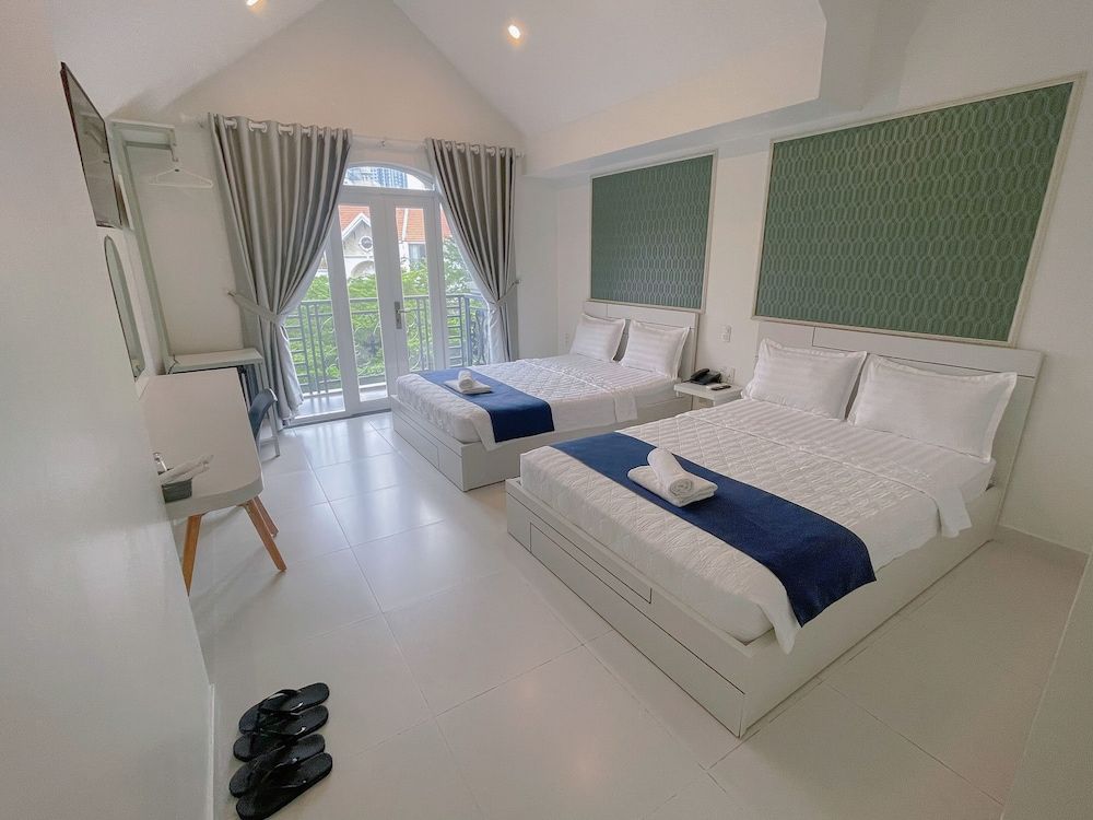 Deluxe Double or Twin Room