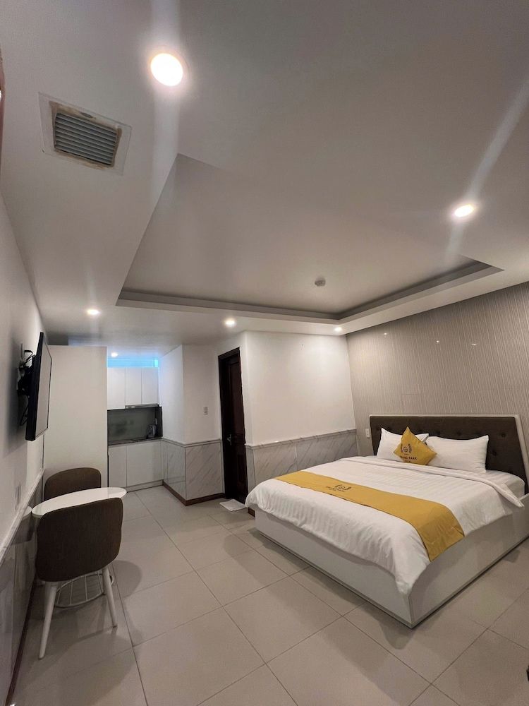 Basic Apartment