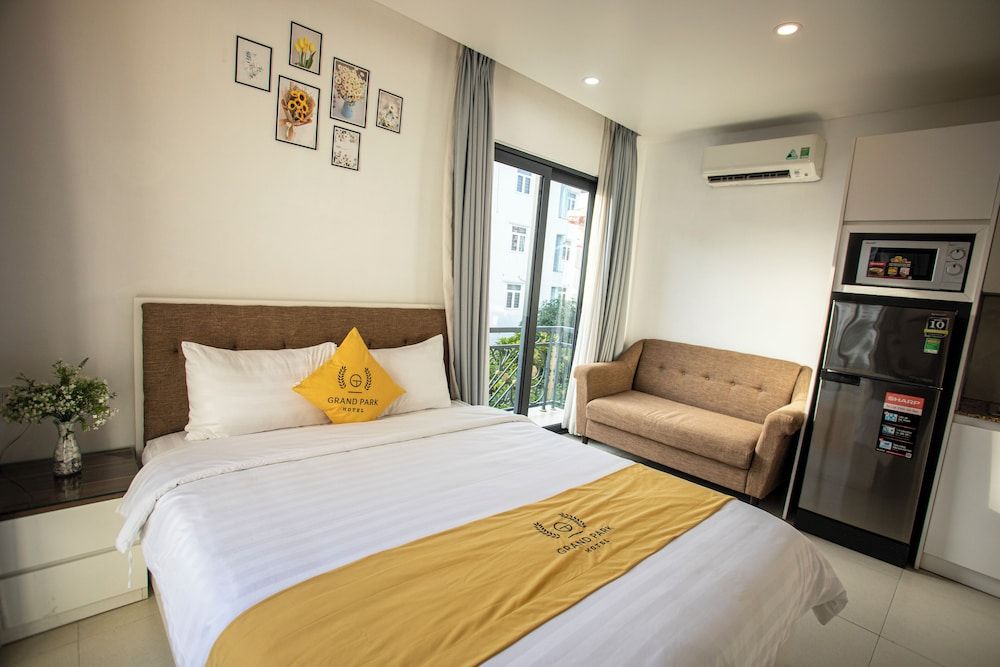 Deluxe Apartment, City View