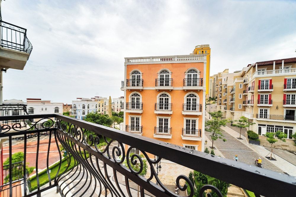 Novus Sol Hotel & Apartment Sunset Town Phu Quoc Deluxe Suite, Park View 5