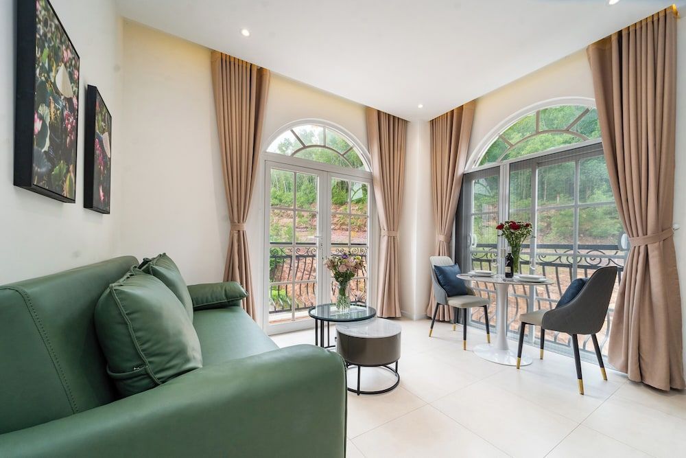 Novus Sol Hotel & Apartment Sunset Town Phu Quoc Deluxe Suite, Park View 14