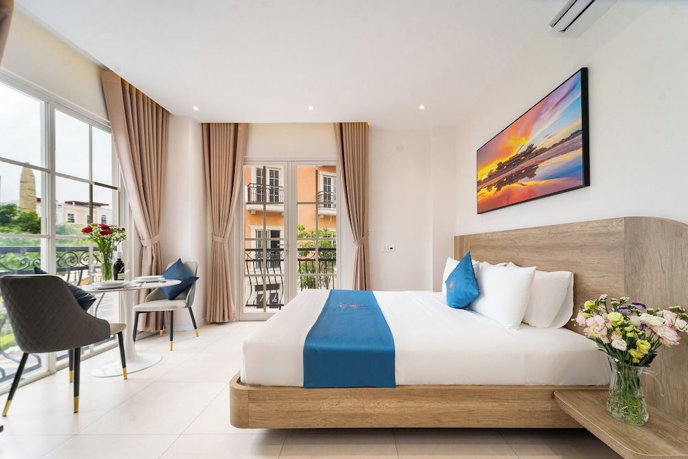 Novus Sol Hotel & Apartment Sunset Town Phu Quoc Standard Suite, Garden View 3