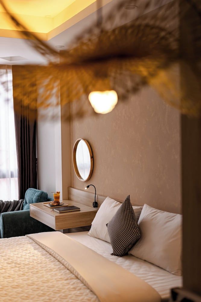 Deluxe Apartment, City View