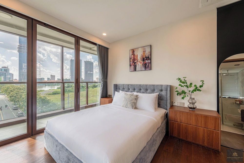 Presidential Apartment, 2 Bedrooms, Balcony, City View