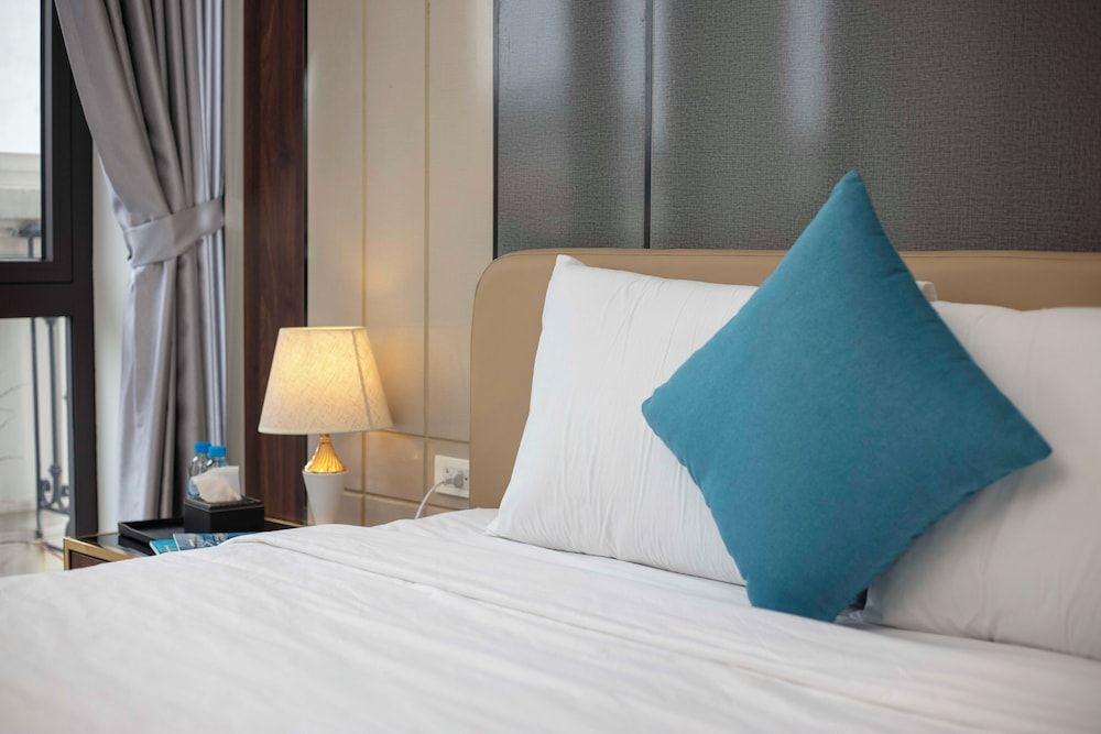 Infinity HaNoi Hotel & Travel Deluxe Double Room, City View 17