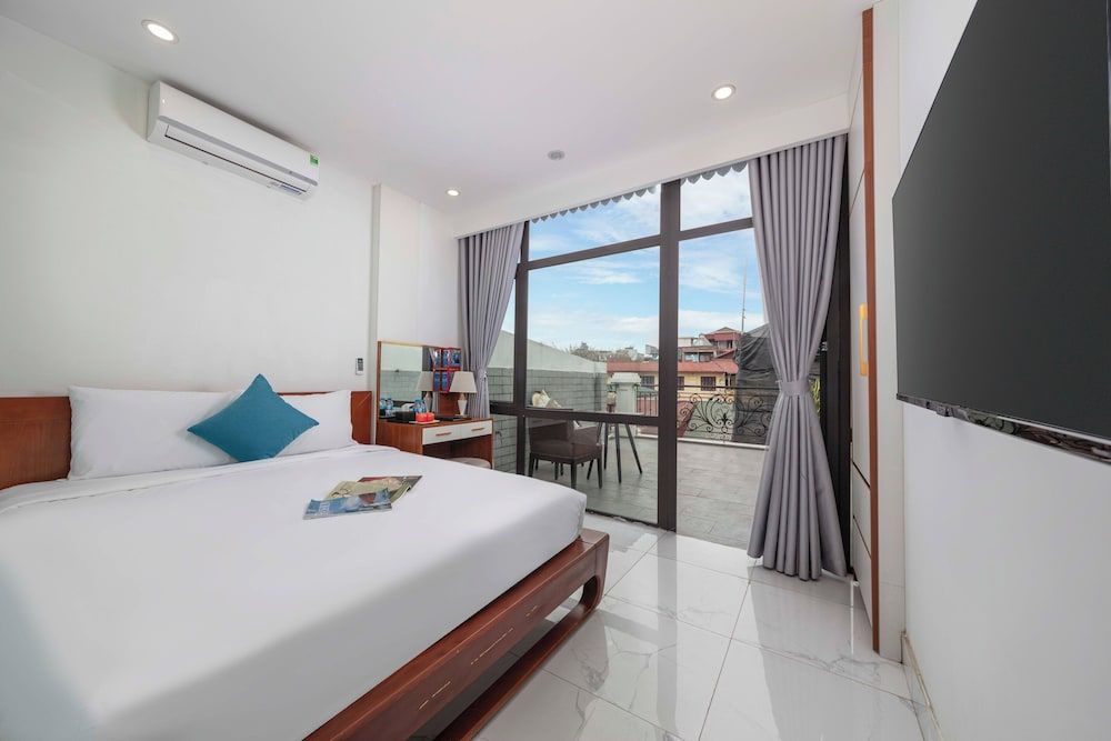 Infinity HaNoi Hotel & Travel Deluxe Double Room, City View 23