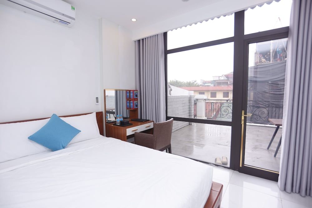 Infinity HaNoi Hotel & Travel Deluxe Double Room, City View 12