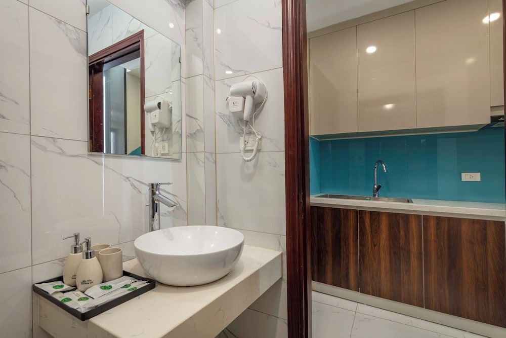 Infinity HaNoi Hotel & Travel Deluxe Double Room 20