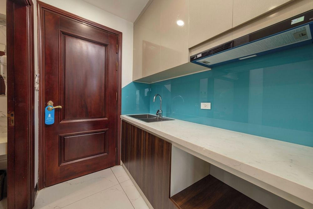 Infinity HaNoi Hotel & Travel Deluxe Double Room 12