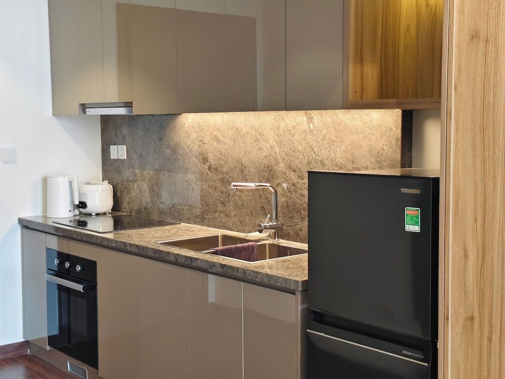 Masteri Waterfront by Emily in Town Deluxe Studio, Balcony, City View 3