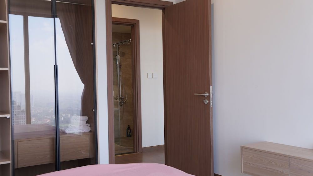 The Matrix One Residence Apartment, 3 Bedrooms, City View 12