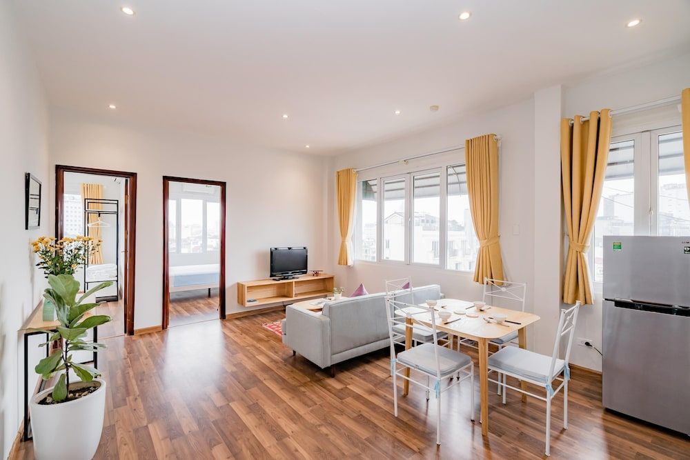 Wecozy Hanoi - Railway Side, The Old Quarter Apartment, Smoking 9