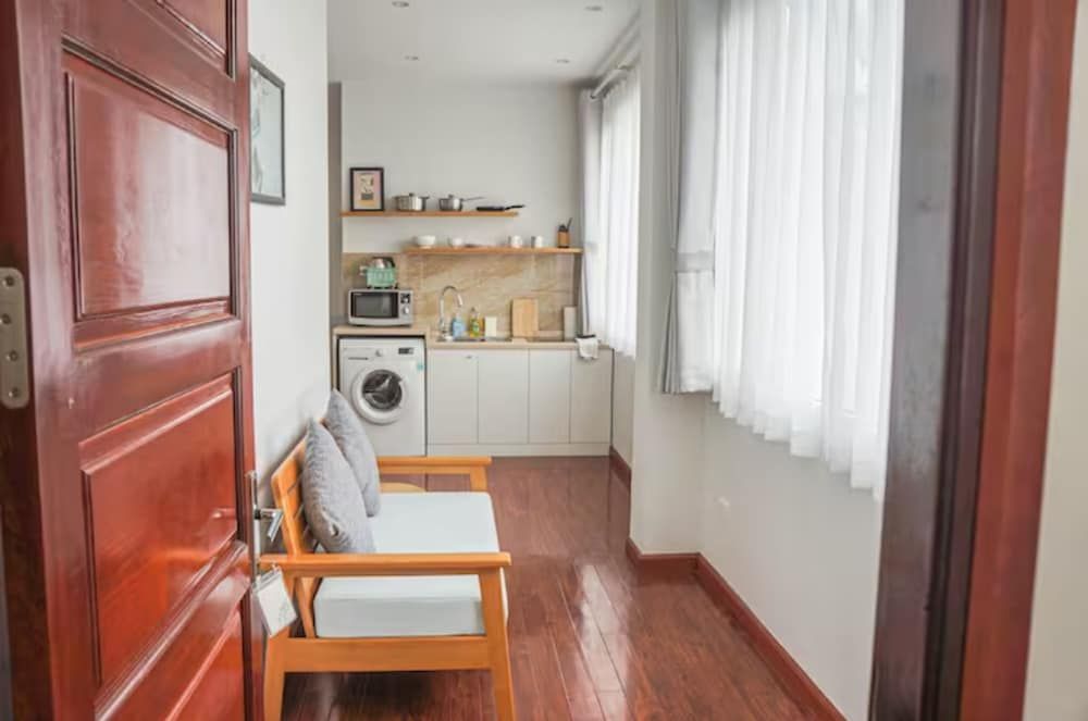 Wecozy Hanoi - Railway Side, The Old Quarter Apartment 6
