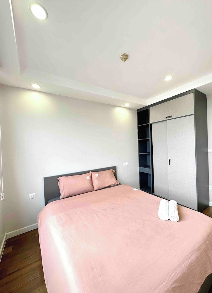Deluxe Apartment, 3 Bedrooms, Balcony, City View