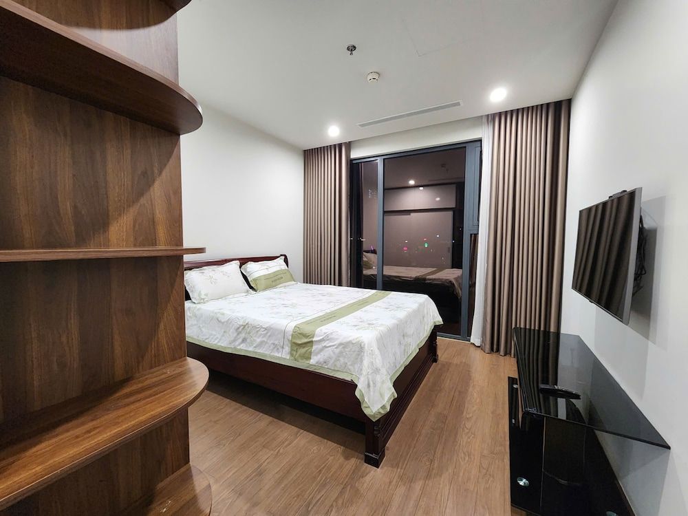 Deluxe Apartment, 2 Bedrooms, Balcony, City View
