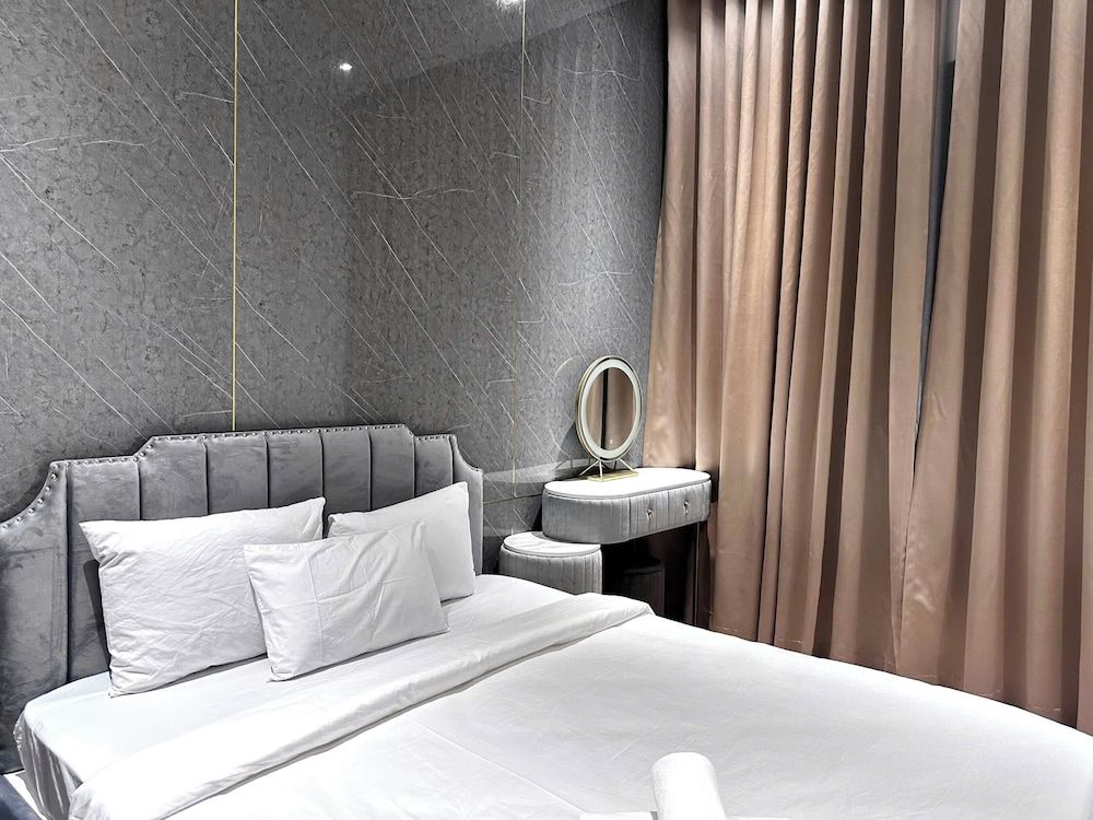 Business Apartment, 1 Bedroom, Club Lounge Access, City View