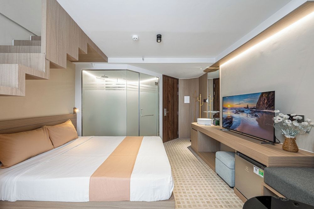 Luxury Apartment, City View