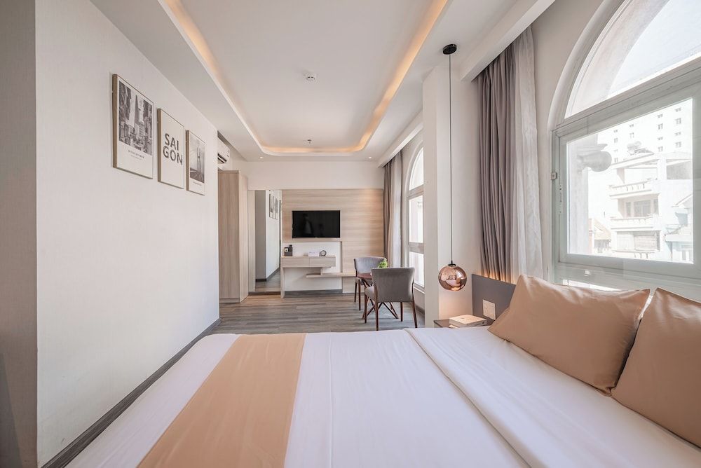 Executive Double Room, City View