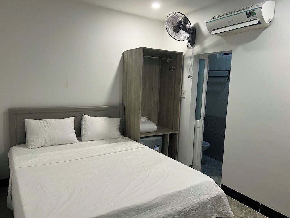 Deluxe Double Room, City View
