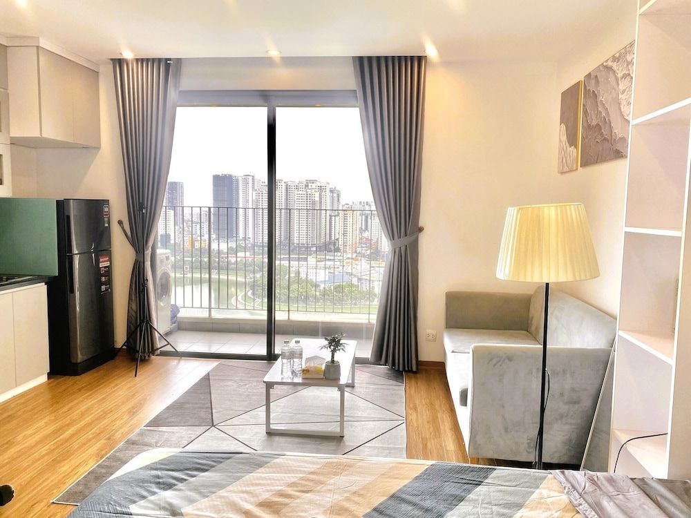 Radiant Vinhomes Smart City - Apartment Classic Studio 16