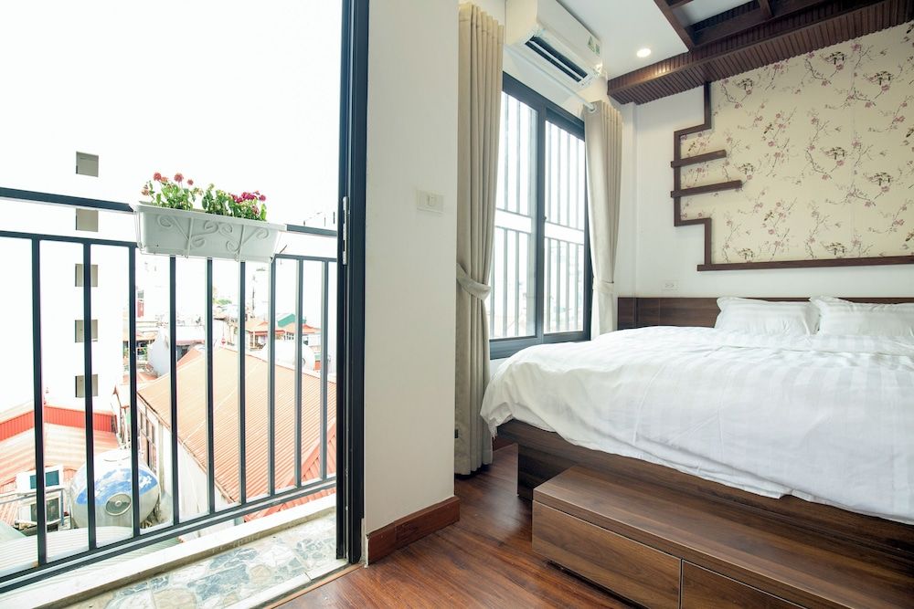 Deluxe Apartment, City View