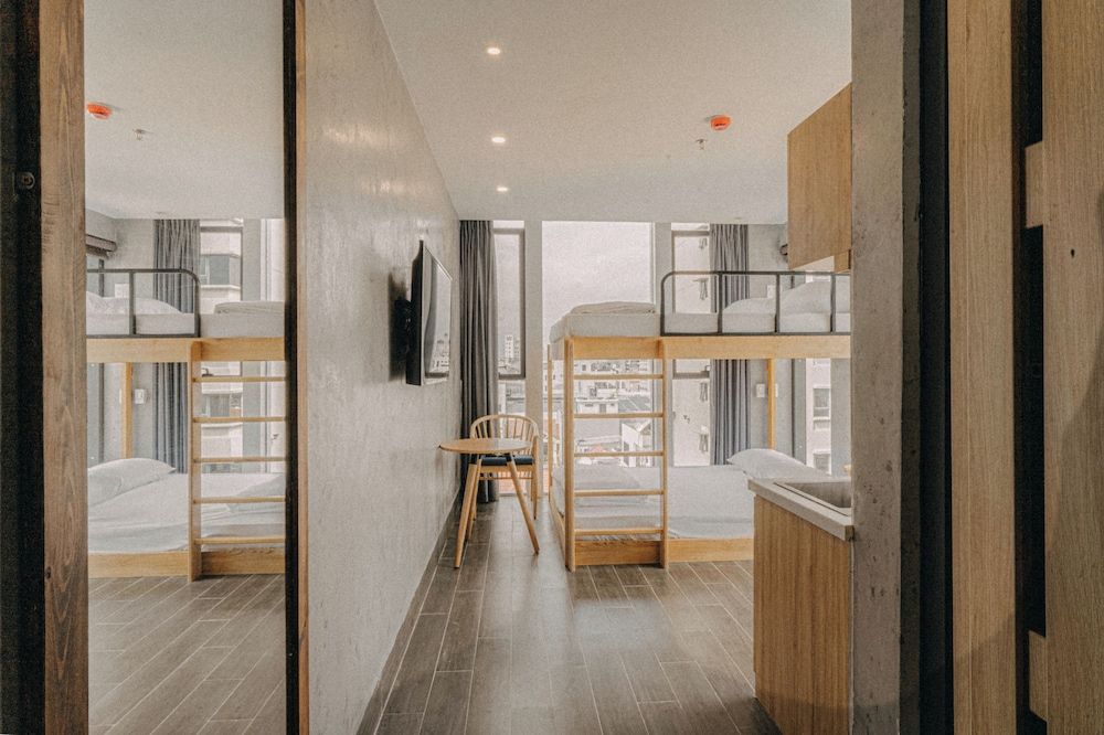 SNite Hotel & Dorm-Danang Dragon Bridge Family Quadruple Room, Kitchen 9