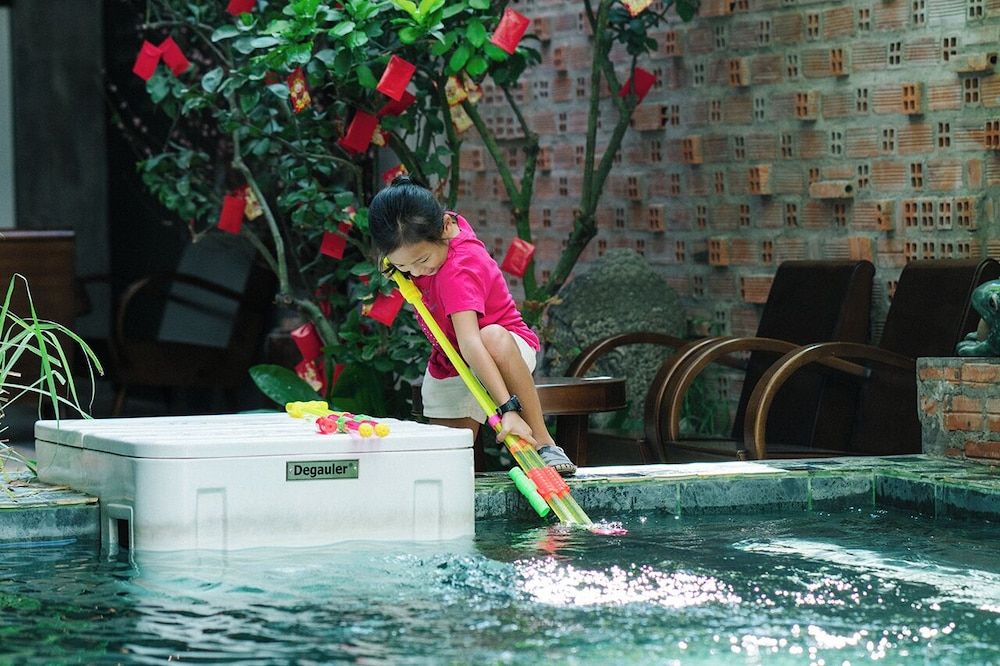 Children's Play Area