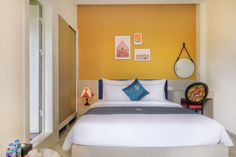 Deluxe Double Room, City View