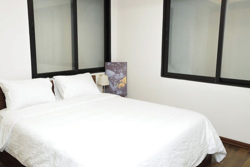 Deluxe Apartment, City View