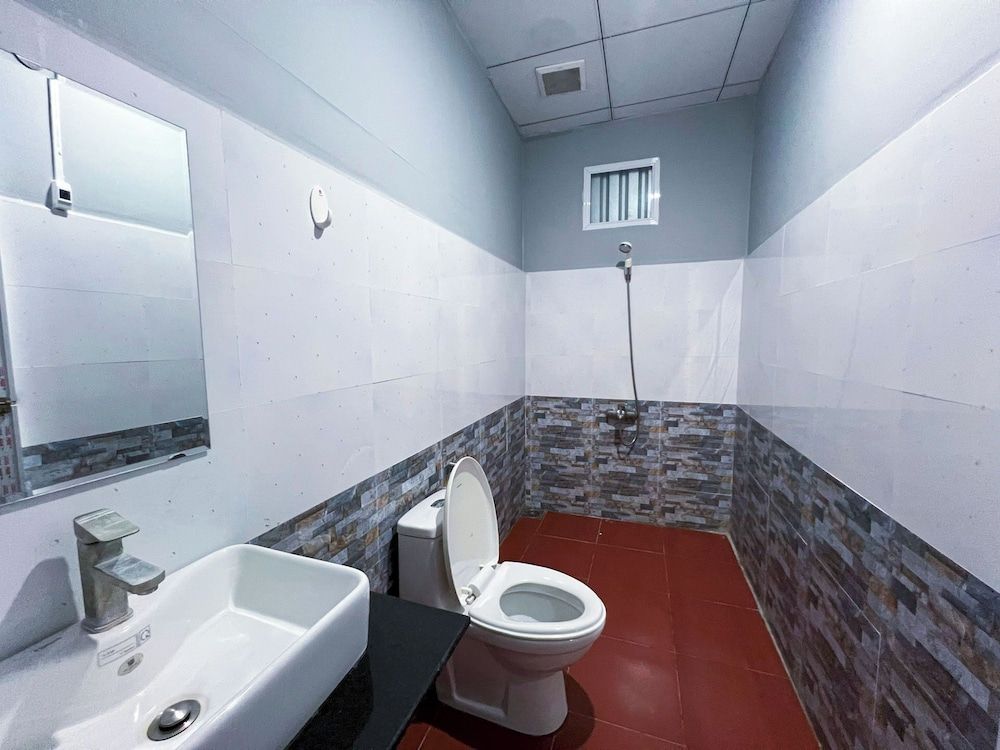 Sea Breeze Resort & Spa Executive Quadruple Room, Garden View 14