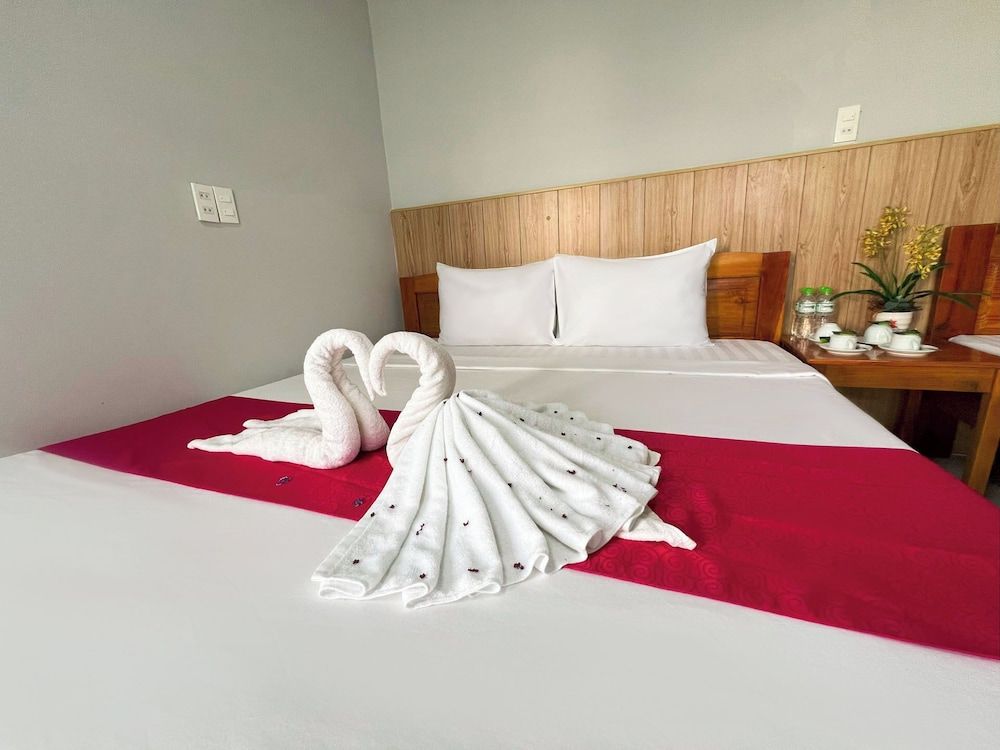 Sea Breeze Resort & Spa Executive Quadruple Room, Garden View 12