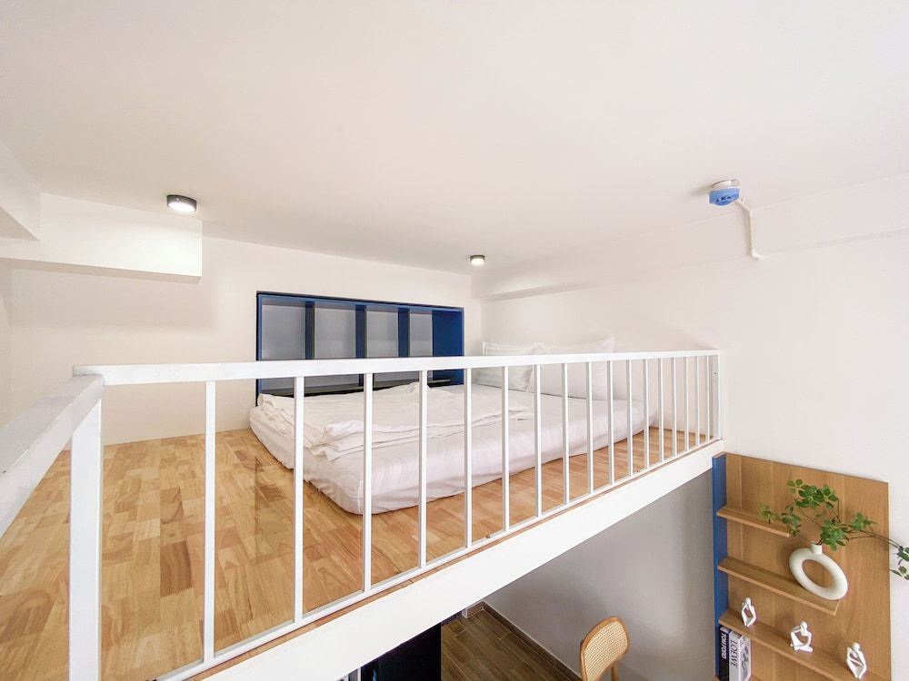 Deluxe Loft
