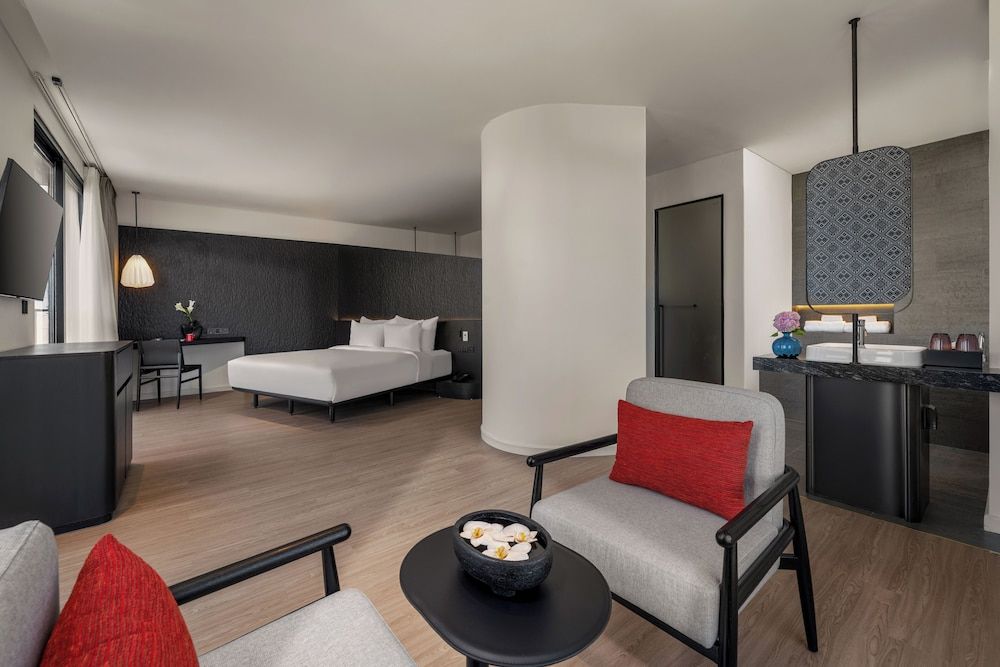 Senior Suite Double River View
