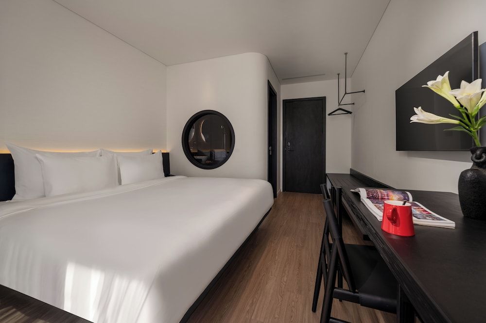 Caro Premium Danang Hotel